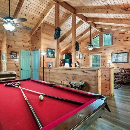 A Top Notch Lodge~Gatlinburg Dış mekan fotoğraf