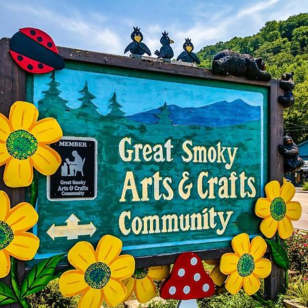 A Top Notch Lodge~Gatlinburg Dış mekan fotoğraf