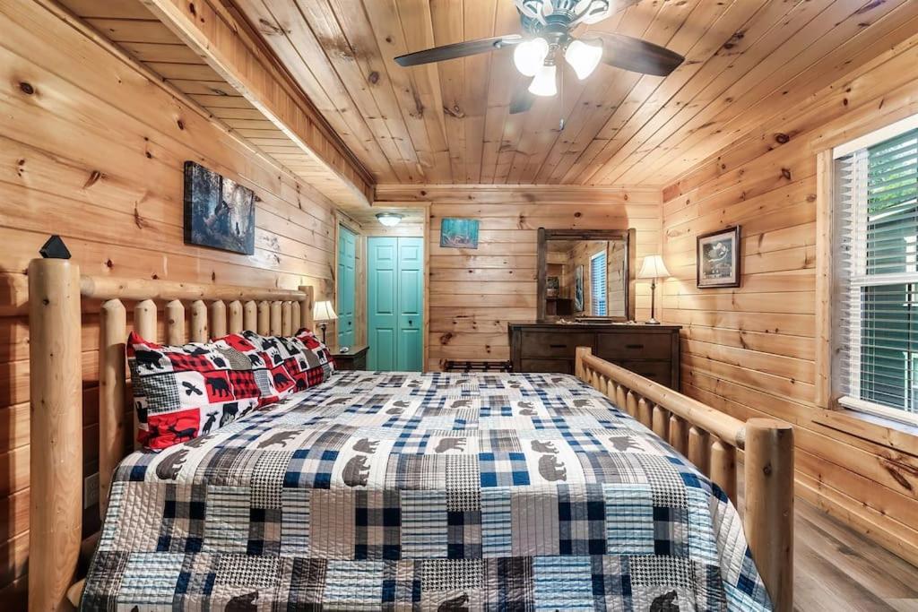 A Top Notch Lodge~Gatlinburg Dış mekan fotoğraf